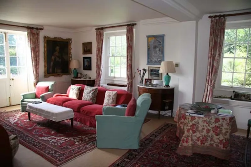 Living Room at Traditional Burford farmhouse, L583 (photo 4)