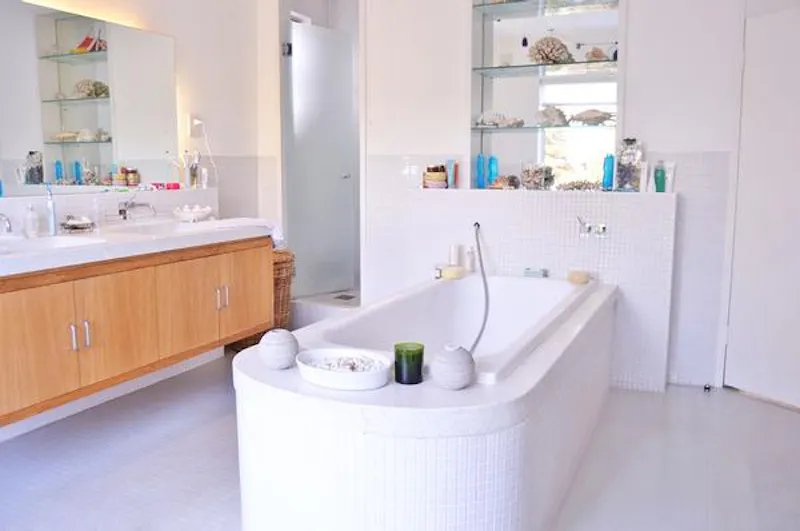 Bathroom at Victorian family house in Acton, B1038 (photo 14)