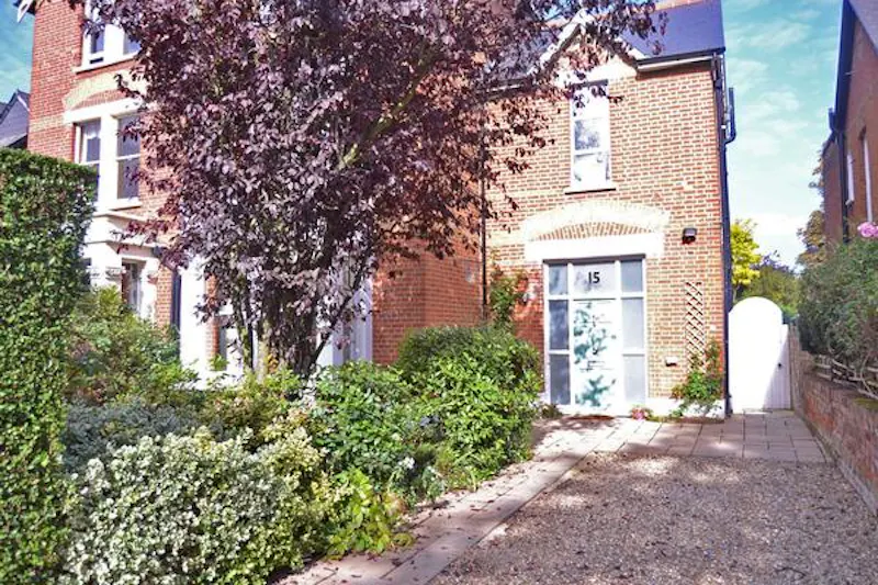 Victorian family house in Acton, B1038 (photo 36)
