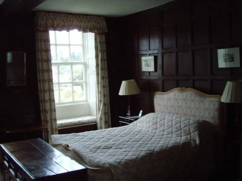 Haywards Heath Elizabethan house, H106 (photo 30)
