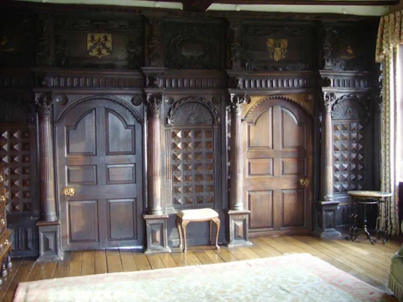 Haywards Heath Elizabethan house, H106 (photo 24)