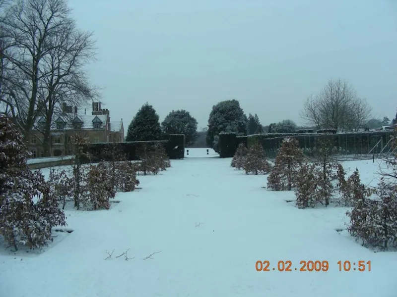 Haywards Heath Elizabethan house, H106 (photo 47)