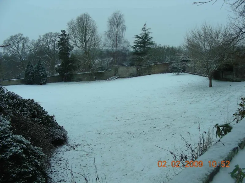Haywards Heath Elizabethan house, H106 (photo 48)