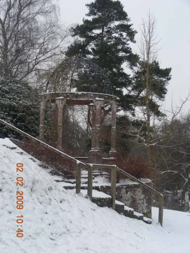Haywards Heath Elizabethan house, H106 (photo 50)