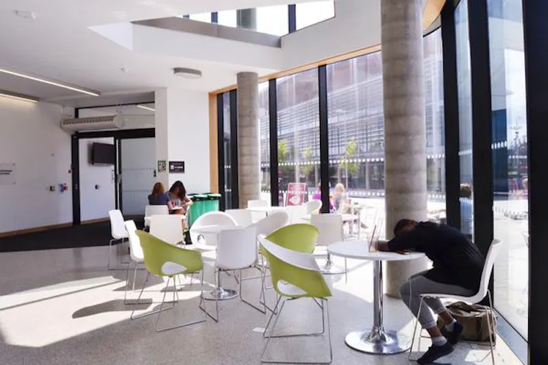 Dining room at University buildings in Hatfield, J170 (photo 39)