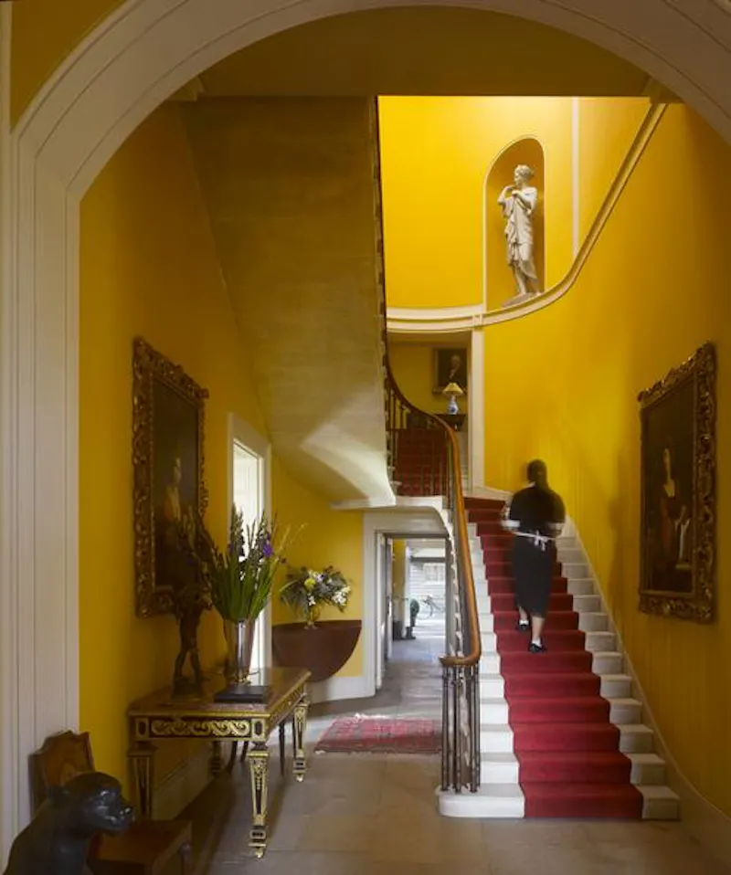 Entrance hall at Georgian estate in Sibton, A860 (photo 4)