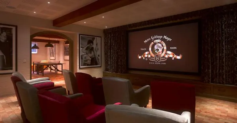 Home cinema at Georgian estate in Sibton, A860 (photo 18)