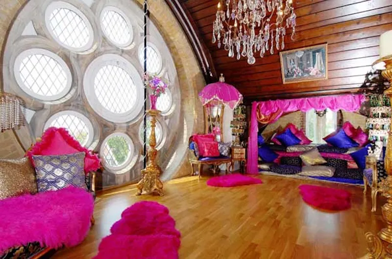 Converted Chapel in Brentwood, B1469 (photo 5)