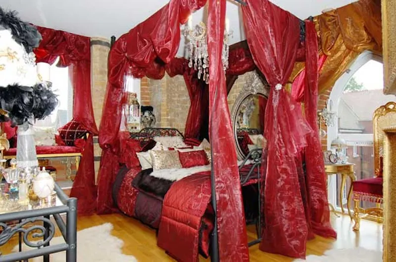 Bedroom at Converted Chapel in Brentwood, B1469 (photo 15)