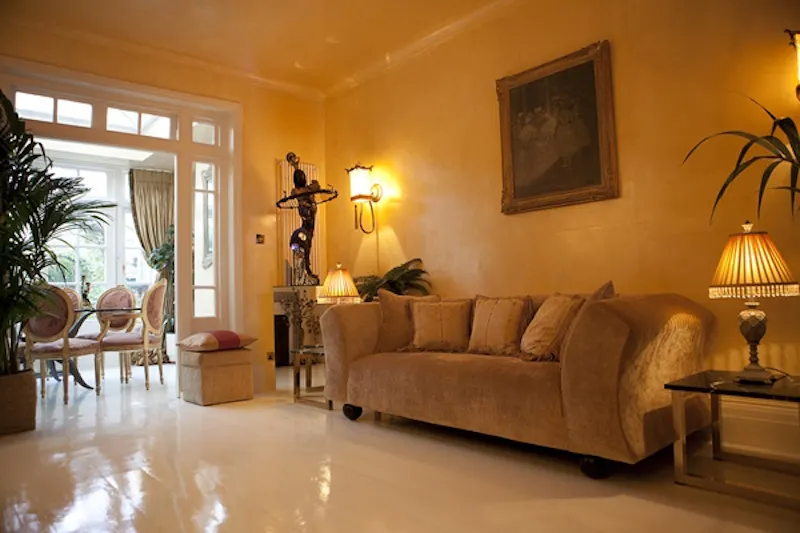 Beautiful Bedford Park house, B1391 (photo 12)