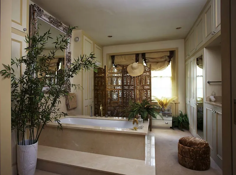Bathroom at Beautiful Bedford Park house, B1391 (photo 18)