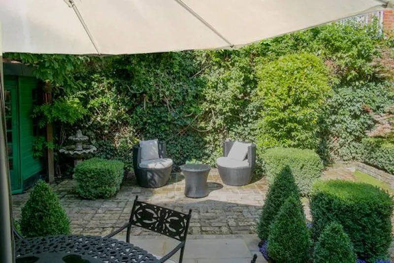 Beautiful Bedford Park house, B1391 (photo 22)
