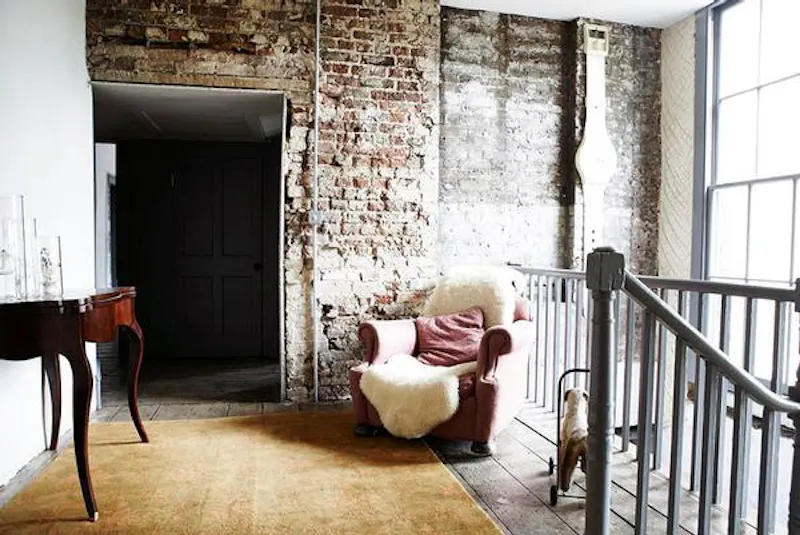 Exposed brick at Eclectic Deptford house , A631 (photo 17)
