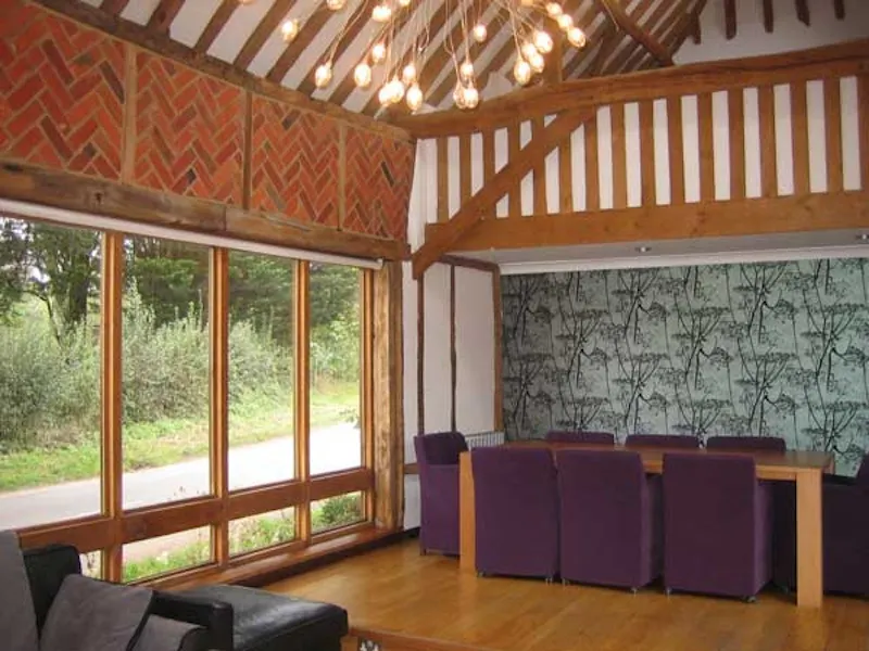 Henley converted barn, L601 (photo 7)