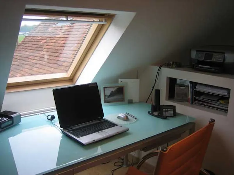 Study at Henley converted barn, L601 (photo 20)