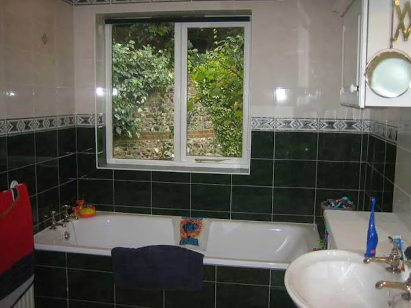 Bathroom at Henley converted barn, L601 (photo 26)
