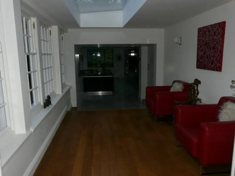 Colonial Southampton house, D1957 (photo 36)