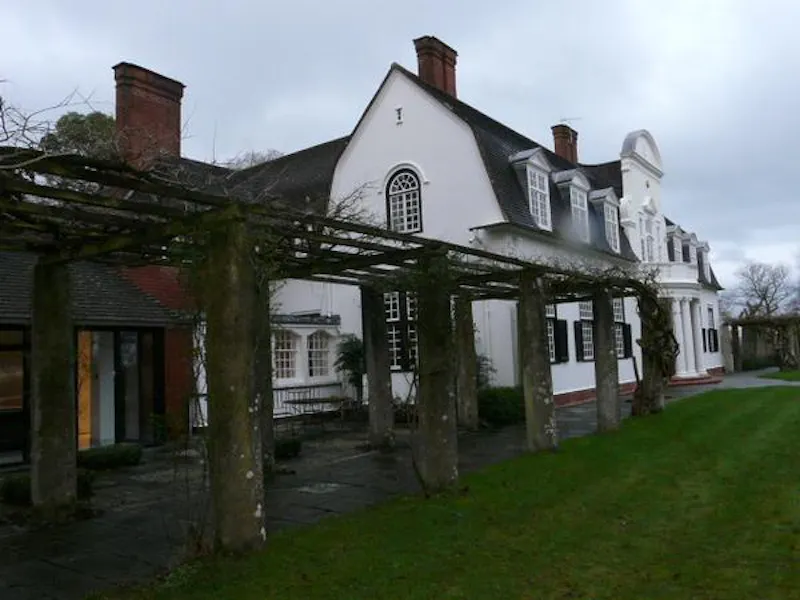 Colonial Southampton house, D1957 (photo 74)