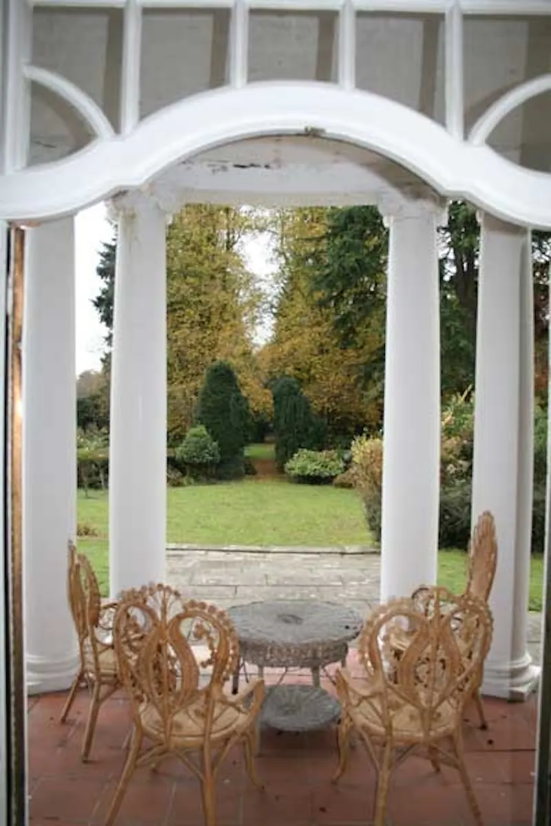 Terrace/Patio at Colonial Southampton house, D1957 (photo 87)