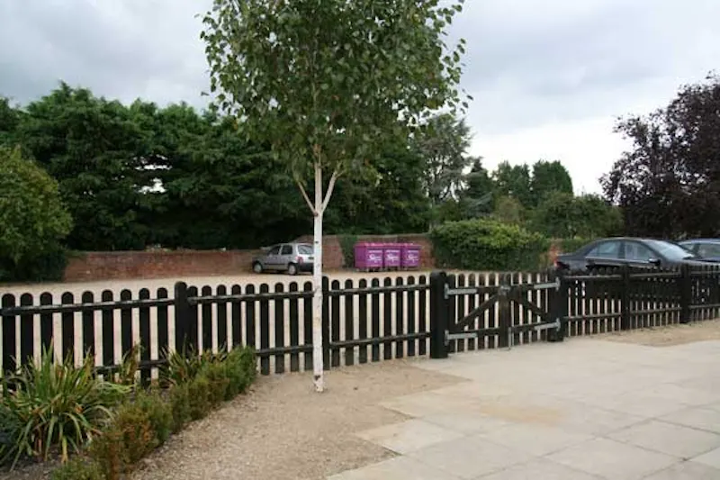 Terrace/Patio at Maidenhead church and hall, CH83 (photo 20)
