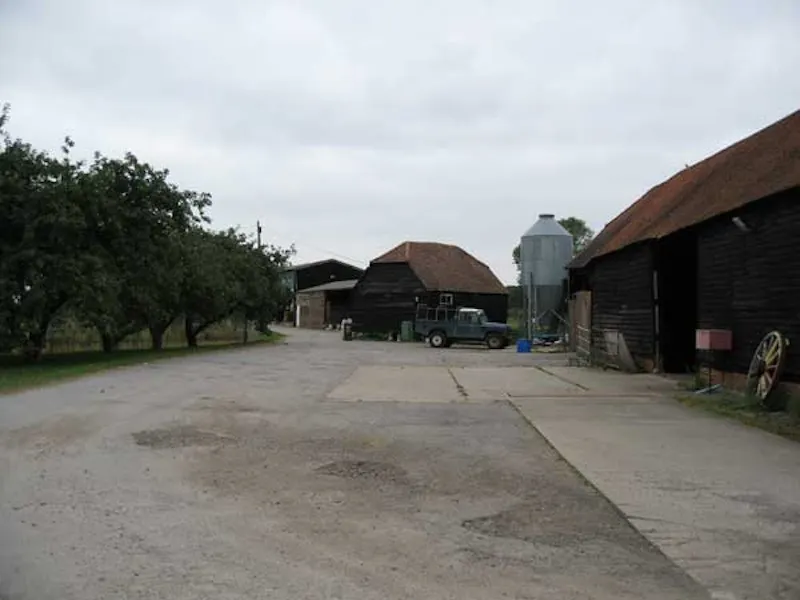 Driveway at Maidenhead church and hall, CH83 (photo 22)