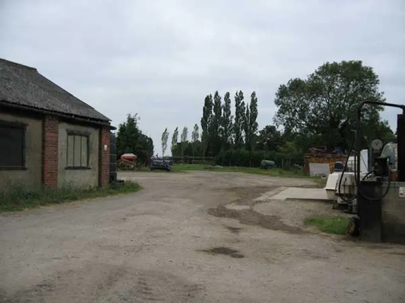 Maidenhead church and hall, CH83 (photo 23)