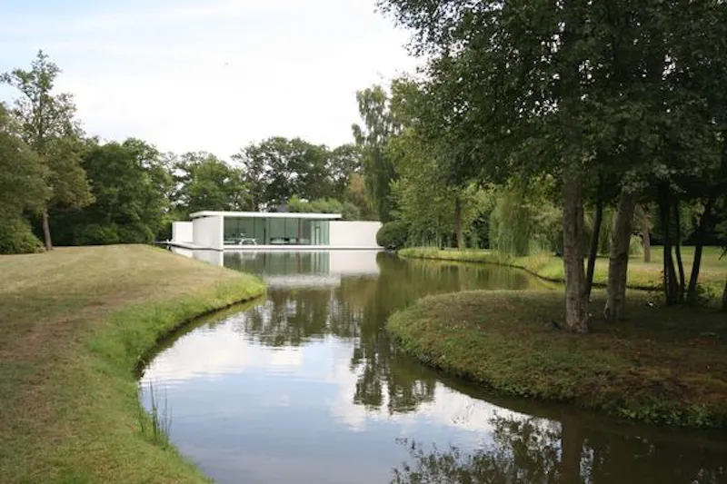 Lake at Iconic Skywood House, D1140 (photo 61)