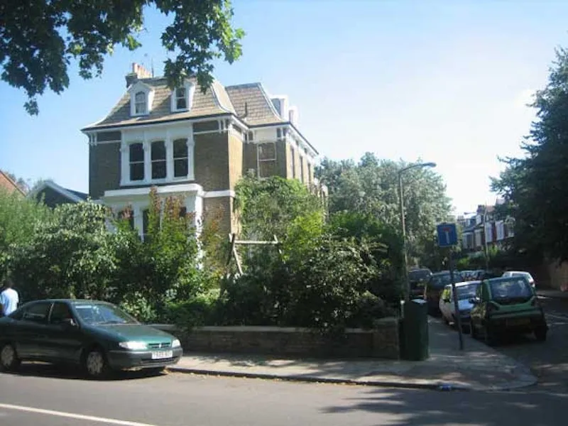 Classic Camberwell family house, A973 (photo 1)