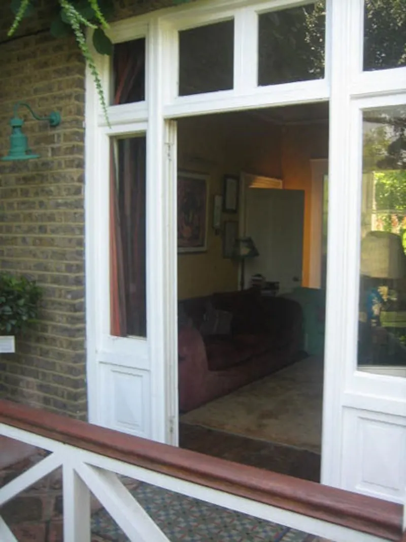 French doors at Classic Camberwell family house, A973 (photo 40)