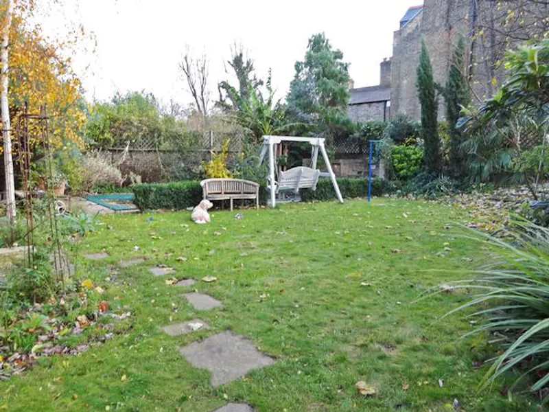 Classic Camberwell family house, A973 (photo 48)