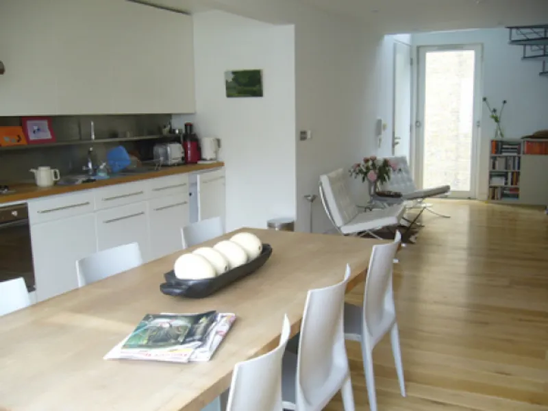 Attic at Islington contemporary home, K270 (photo 2)