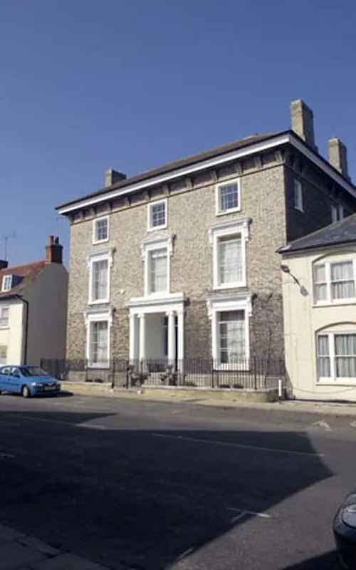 Georgian house by River Crouch, A1171