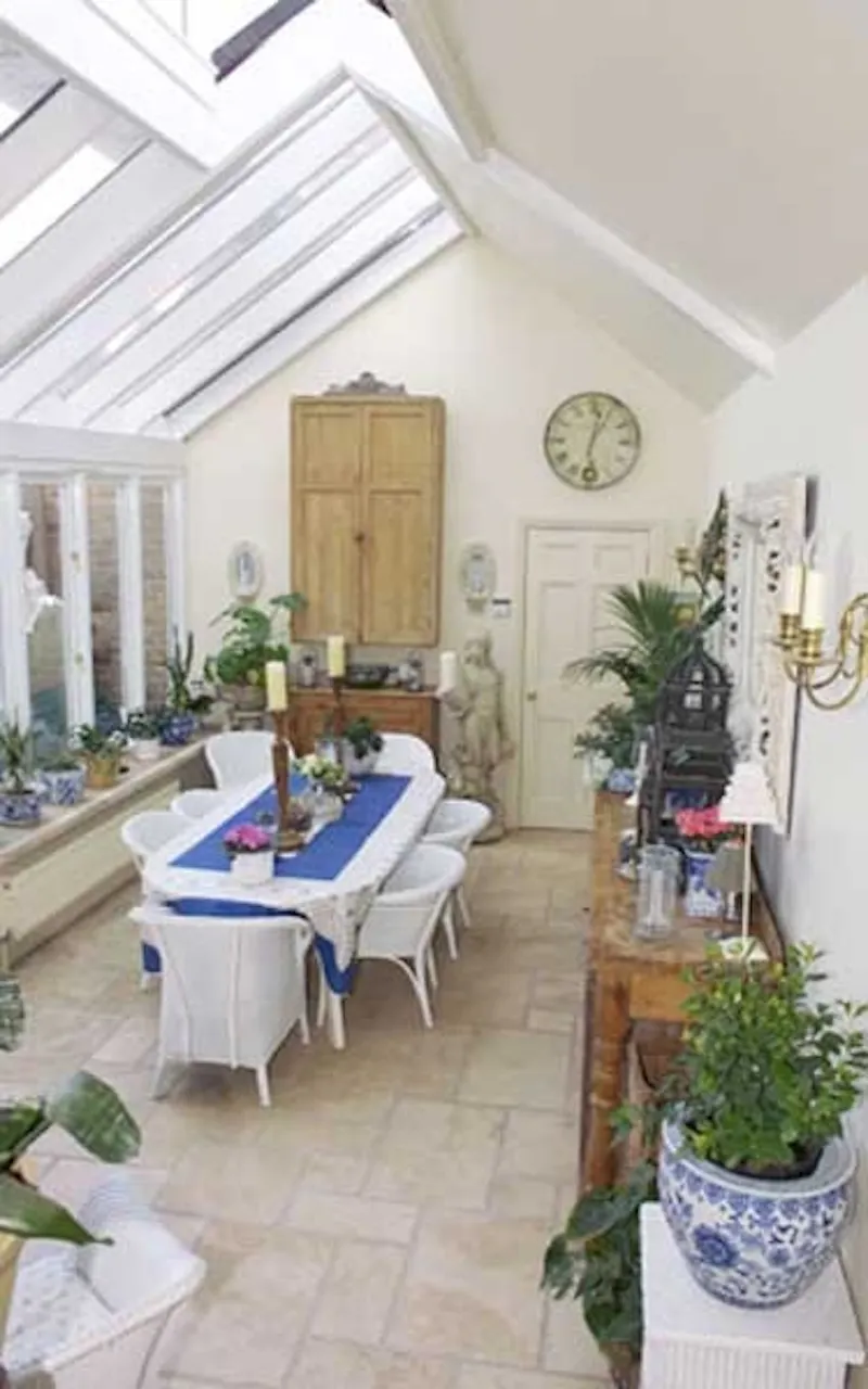 Conservatory at Georgian house by River Crouch, A1171 (photo 9)