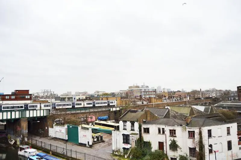 Views - city at Regents Canal loft, F930 (photo 35)