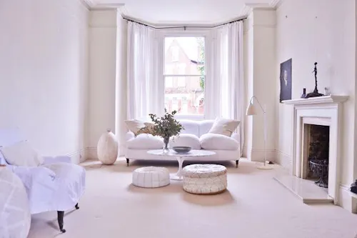 White-on-white Herne Hill house, B139
