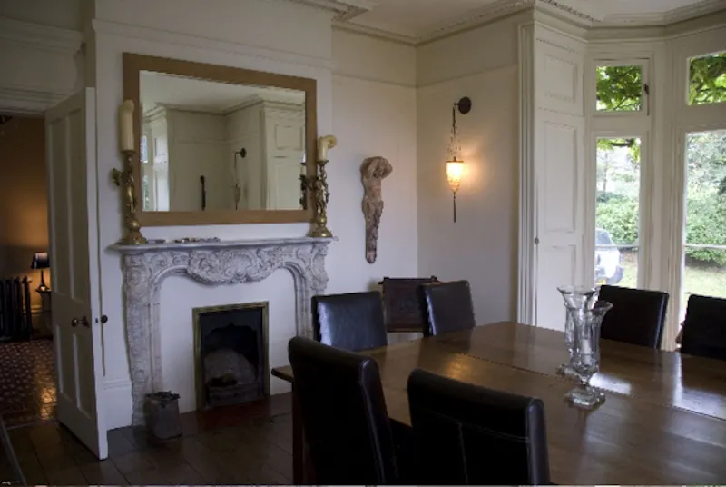 Dining room at Victorian house in Swanage, B1502 (photo 4)