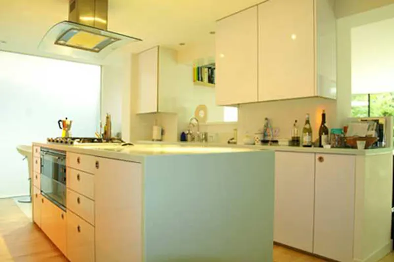 Family house in Twickenham, B848 (photo 2)
