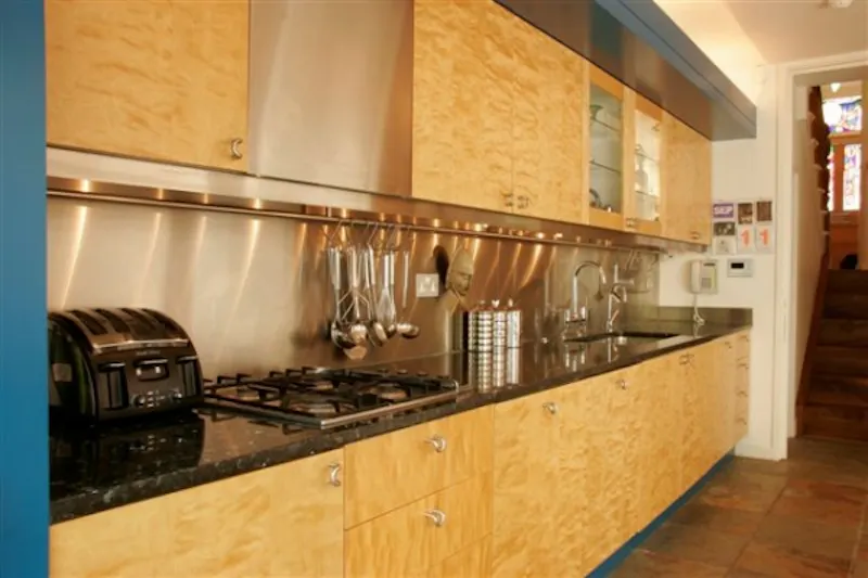 Terraced family home in Camden, B1431 (photo 6)