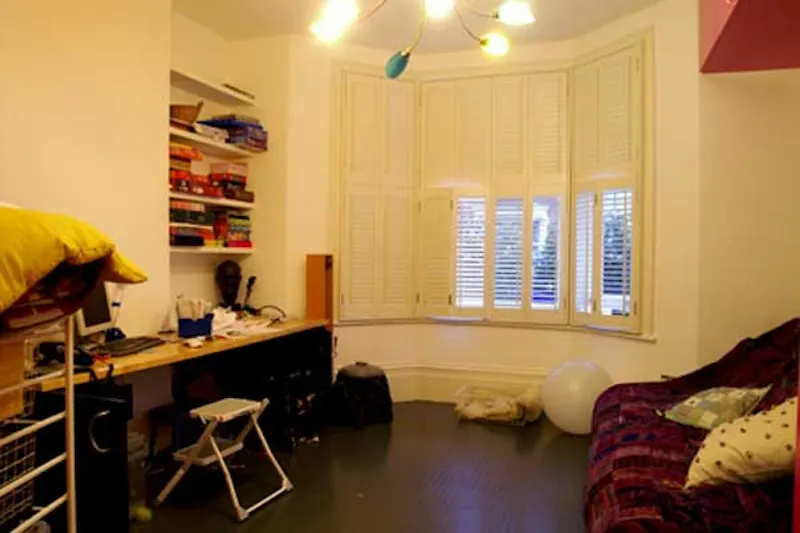 Terraced family home in Camden, B1431 (photo 13)
