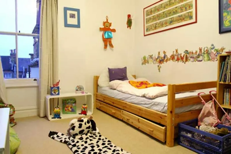 Bedroom - child's at Terraced family home in Camden, B1431 (photo 17)