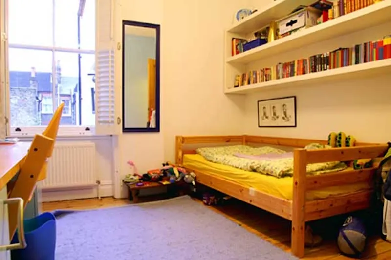 Terraced family home in Camden, B1431 (photo 18)