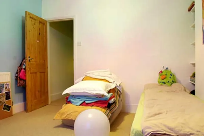 Terraced family home in Camden, B1431 (photo 19)