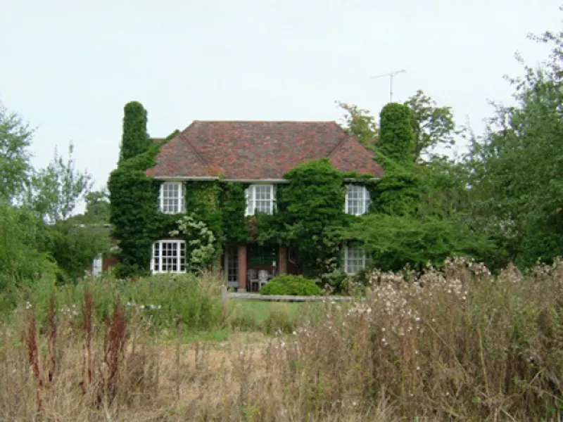 Tunbridge Wells estate, L579 (photo 2)