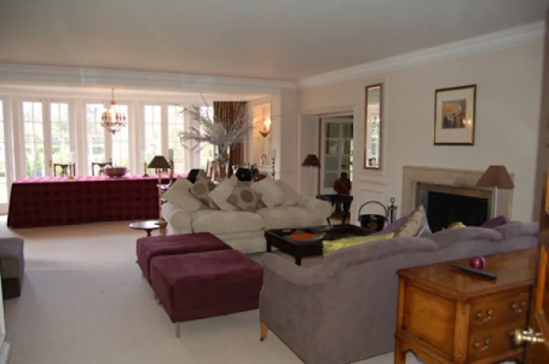 Fireplace at Substantial Betchworth manor , A474 (photo 2)
