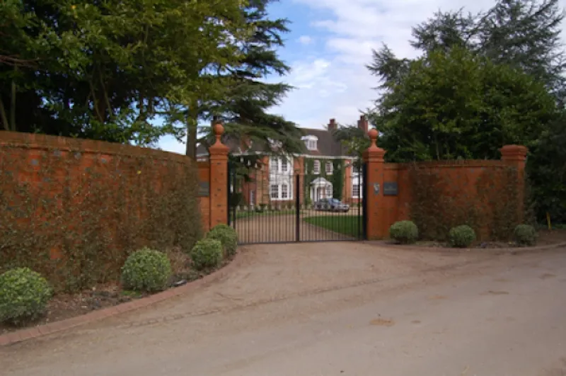 Gate at Substantial Betchworth manor , A474 (photo 12)