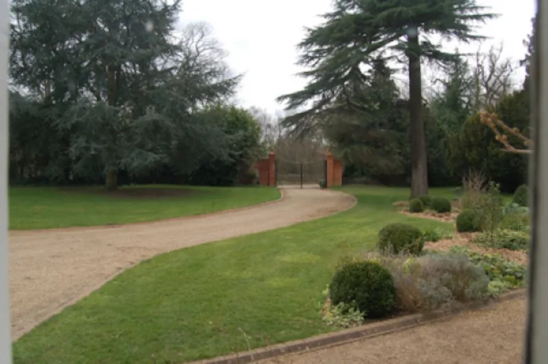 Garden at Substantial Betchworth manor , A474 (photo 13)