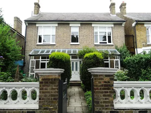 White City family house, B1270
