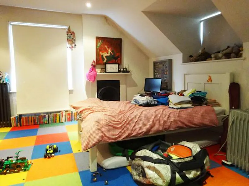 Bedroom at White City family house, B1270 (photo 24)