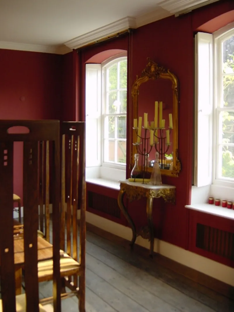 Dining room at Cholderton manor house, B1441 (photo 4)