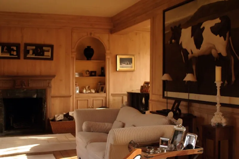 Living Room at Cholderton manor house, B1441 (photo 8)